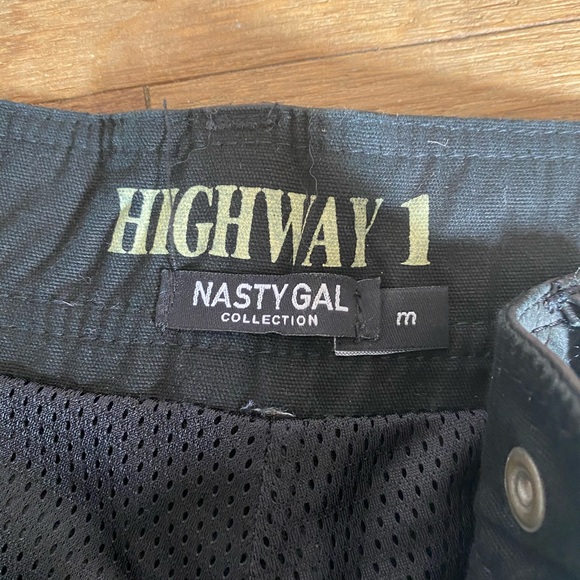 Leather biker shorts - Picture 2 of 2